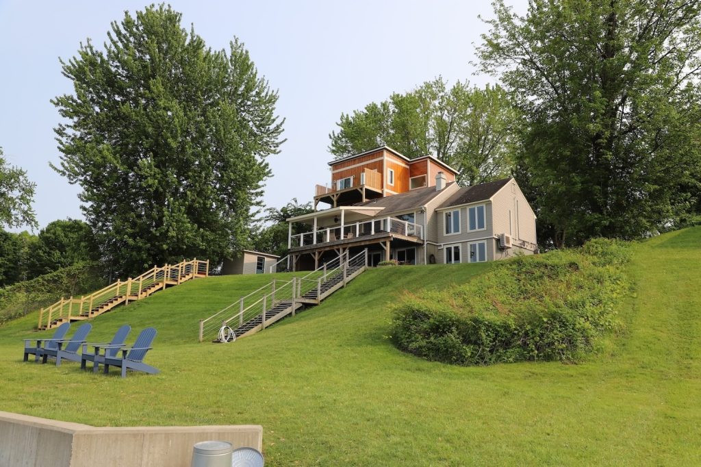 38 west Lakeshore drive from lakeside view